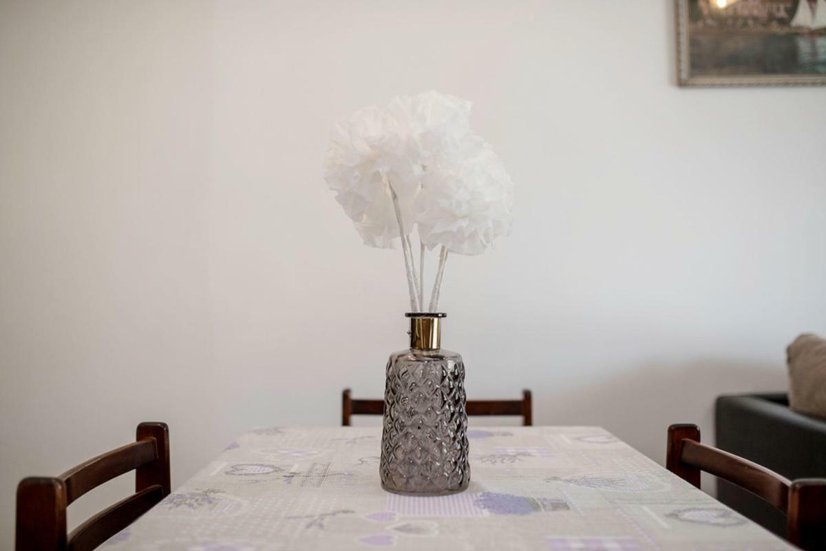 Apartman Jasmina Banjol Exterior foto